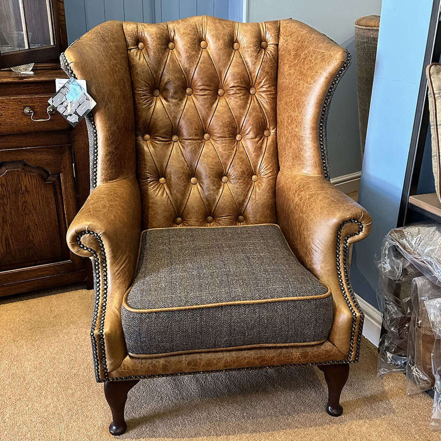 Royal Wing Armchair